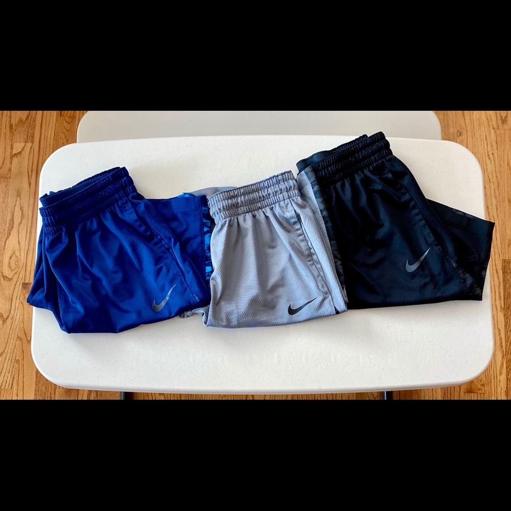 Nike Men’s Dry Fit Athletic Shorts Lot size Large